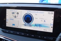 「ミライ」は発電のために空気を取り入れ、ダストフィルターを介して元よりきれいな空気を排出できる。この機能を“見える化”した空気清浄メーターも、セリングポイントのひとつとなっている。