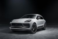 売れ筋のSUV「マカン」にはこのほど、往年の「911 T」ゆずりの車名を持つ「マカンT」が設定された。価格は840万円。