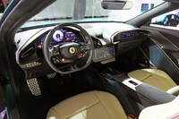 フェラーリが新型のオープンモデル「アマルフィ スパイダー」を日本初公開の画像