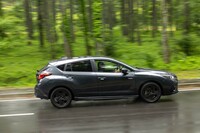 ボディーの全長は先代モデルと同じ4475mm。「カローラ スポーツ」や「ゴルフ」などよりも少し長いショートワゴンテイストを踏襲する。