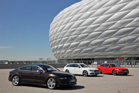 写真左から「S7スポーツバック」「S6アバント」そして「S6」。（写真は欧州仕様車）