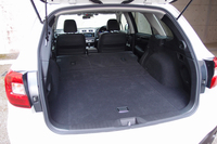 「レガシィアウトバック」のラゲッジスペース。後席を倒すと、ご覧のとおり。