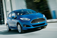 2014年2月に発売されたコンパクトカー「フィエスタ」。「フォーカス」ともども、古くからの欧州フォードのファンに支持されているようだ。
    