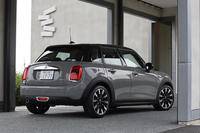 MINIクーパー 5ドア（FF/6AT）【試乗記】の画像