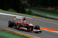 雨絡みの予選では9番手に沈んだアロンソ。ドライのレースではスタートで一気に5位に上がり、その後目覚ましいペースで挽回、2位でチェッカードフラッグを受けた。キミ・ライコネンがリタイアに終わったこともありドライバーズランキングでも2位に浮上。次戦イタリアGP、地元ファンの目の前で5月以来遠ざかっている表彰台の最上段を目指したい。（Photo=Ferrari）
    