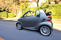 スマート・フォーツーカブリオBRABUSエクスクルーシブ エディション テーラーメイド（RR/5AT）【試乗記】の画像