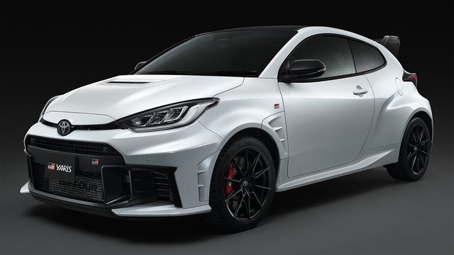 BARホンダ、表彰台常連を狙ったニューマシン「006」発表