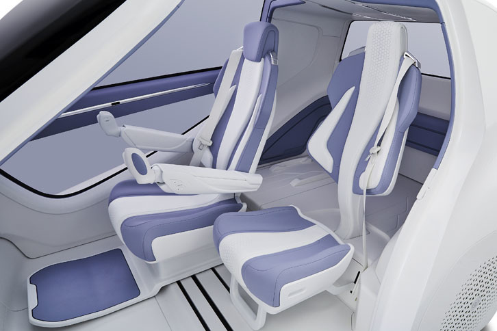 「Concept-愛i RIDE」のインテリア。