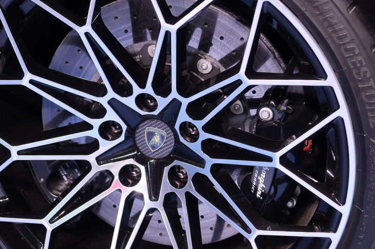 ランボルギーニ・テメラリオ（リアホイール）