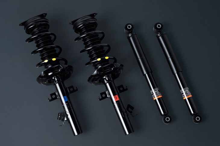 ザックス製のショックアブソーバー。