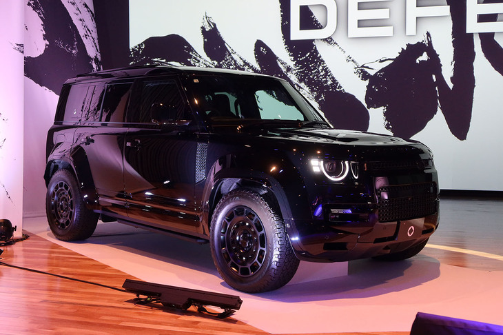 ディフェンダー110オクタ ブラックP635