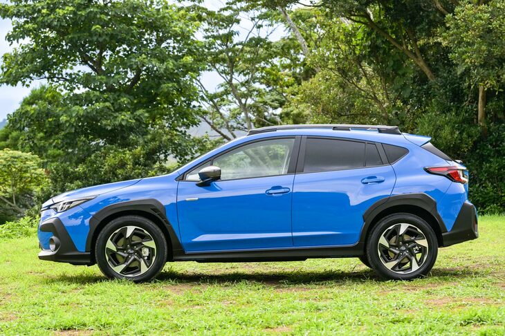 従来モデルから基本的なフォルムは踏襲しつつ、よりダイナミックさを増したエクステリア。空力性能も向上しており、走行安定性や燃費性能の改善に寄与している。