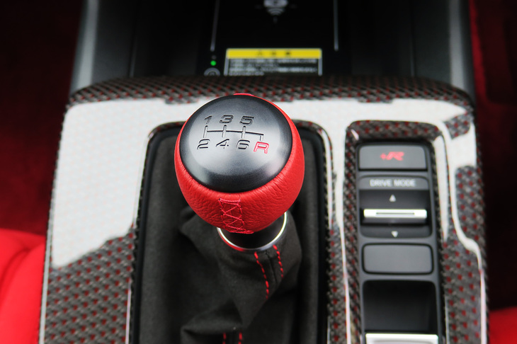 ホンダ・シビック タイプR　ホンダアクセス用品装着車（シフトノブ）