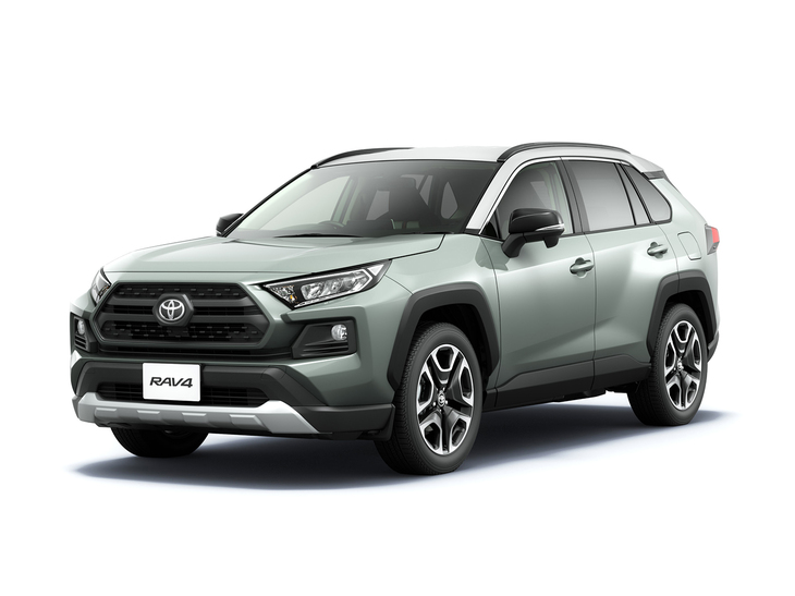 5代目「RAV4」は2018年に登場。2020年には年間販売台数100万台を突破しており、シリーズ最高のヒットモデルとなった。
