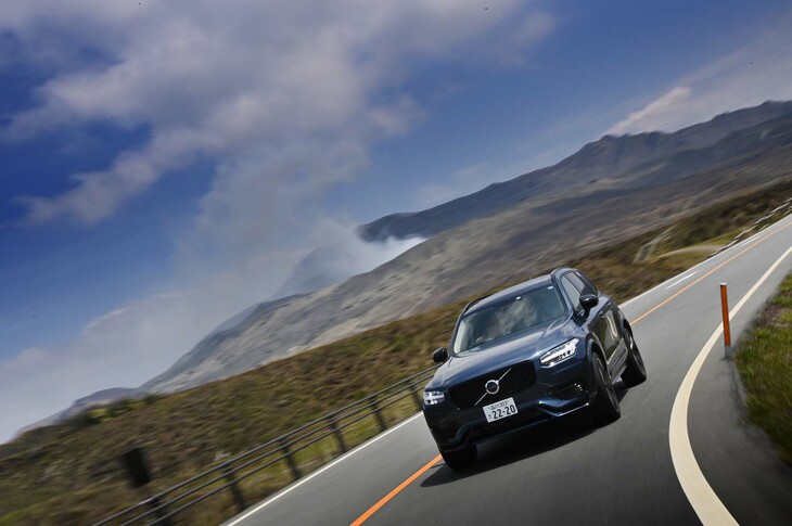 ボルボXC90リチャージ アルティメットT8 AWDプラグインハイブリッド