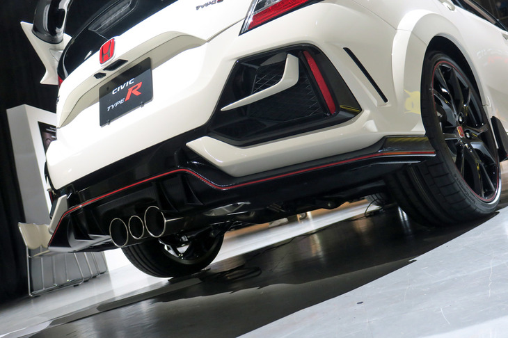 ホンダ・シビック タイプR（リアディフューザー）