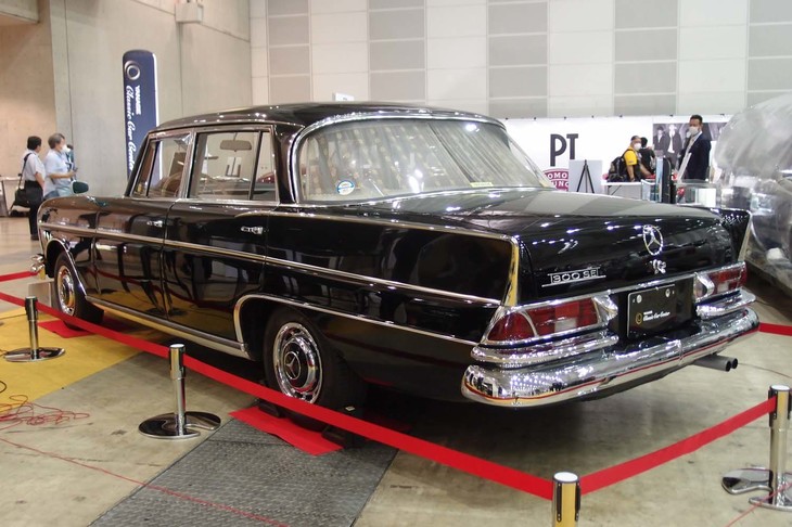 メルセデス・ベンツ300SEラング（1963年）／ヤナセ クラシックカー センター