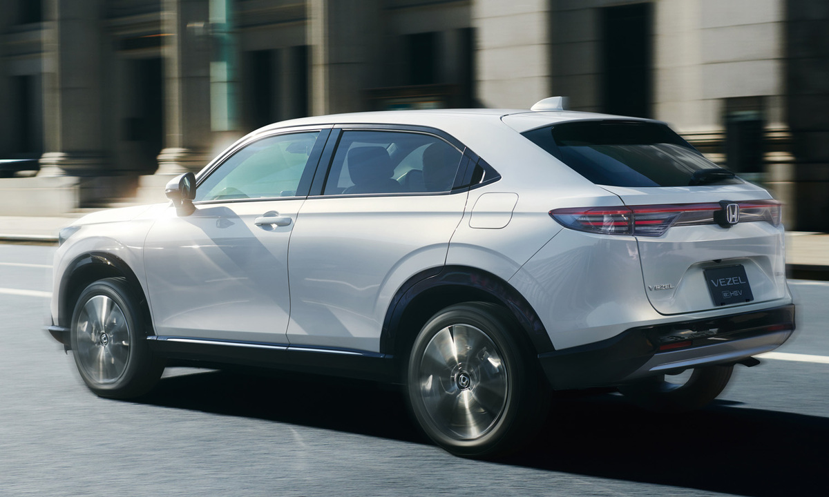 ホンダ・ヴェゼル」が2024年上半期SUV販売台数ナンバーワンに その強さ