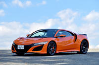 2018年10月末に受注が開始（発売は2019年5月）された改良型「NSX」。車両本体価格2370万円は据え置きとなっている。