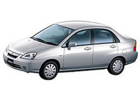 スズキ、「エリオ」に4ドアセダン登場