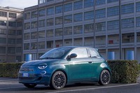 フィアットが送り出すBEV版の「500」。2022年内の日本導入も発表されました。今回はイタリアでの試乗記をお届けします。（photo：CG）