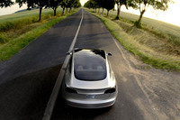 テスラが新型電気自動車のモデル3を発表の画像