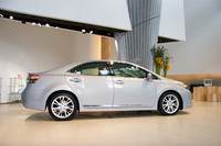 レクサス「HS250h」発売を前に4カ月待ち？の画像