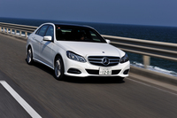 「E400ハイブリッド アバンギャルド」のJC08モード燃費は15.2km/リッター。