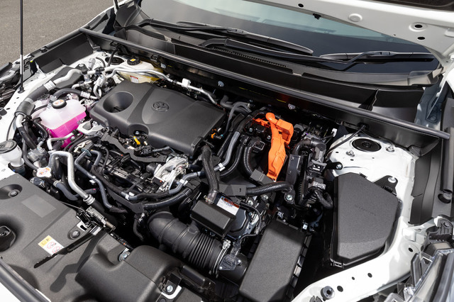 トヨタRAV4 PHV G（4WD/CVT）【試乗記】 これぞ令和の旦那グルマ - webCG