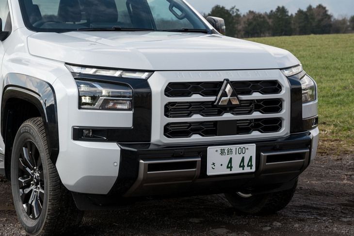 三菱トライトンGSR