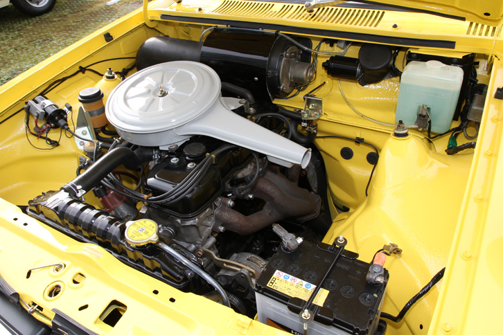 「ベレット」用の直4 SOHCターンフローをクロスフロー化した「ジェミニ セダンLT」のエンジン。1584ccから最高出力100ps/6000rpm、最大トルク14.0kgm/4000rpmを発生する。