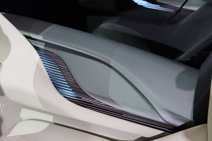 レクサスLFAコンセプト（センターコンソール）