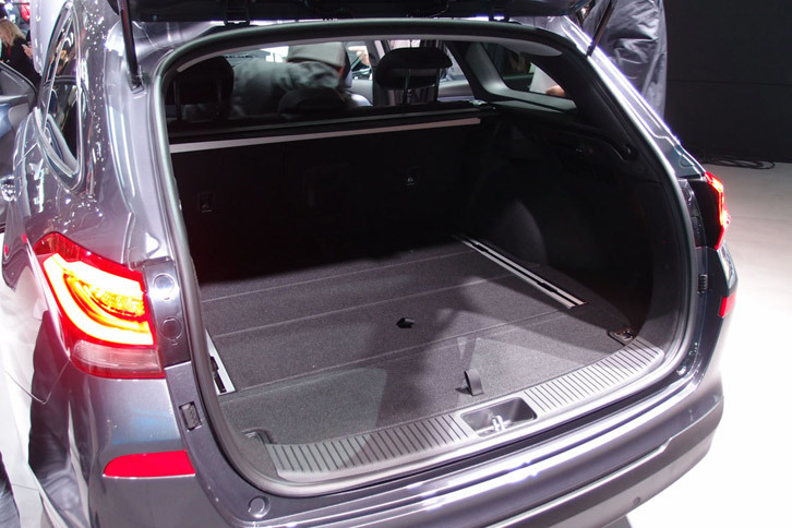 ヒュンダイi30ワゴン