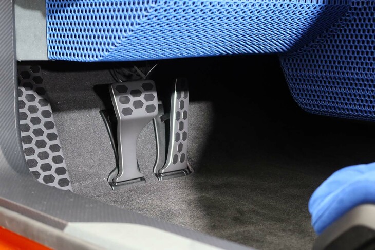 トヨタFT-Se（ペダル）