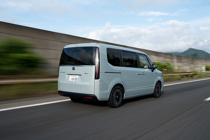 先進運転支援機能の「ホンダセンシング」にブラインドスポットインフォメーションが含まれるようになった。これは「エアーEX」だけでなく「エアー」も同様だ。