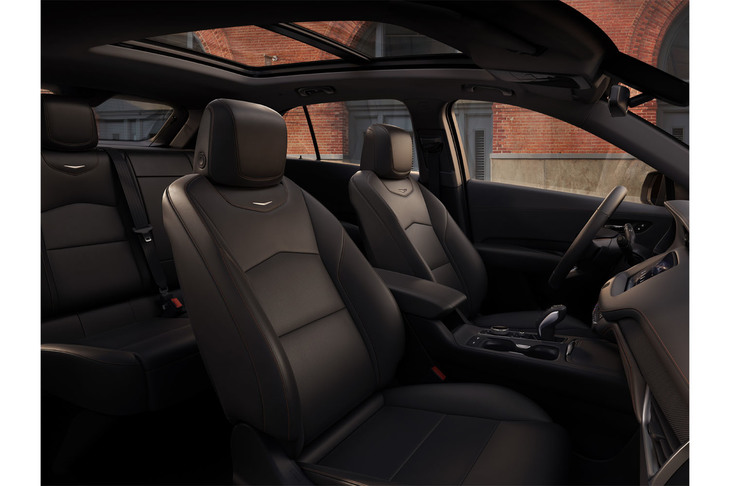 「XT4」のフロントシート。