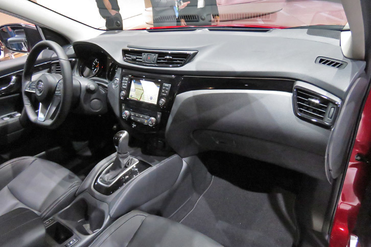 日産ローグスポーツ