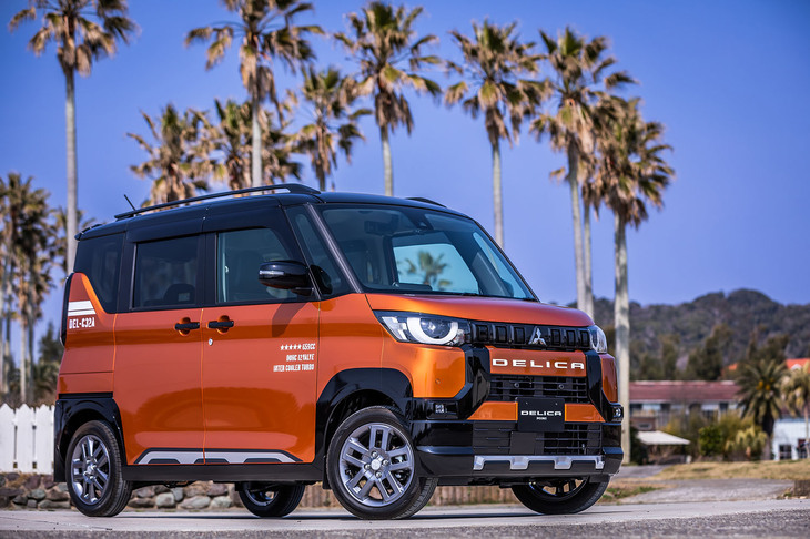 デリカミニTプレミアム（ディーラーオプションの「アクティブトーンスタイル」装着車）