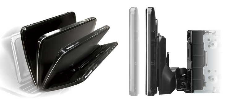 （写真左）前後方向にチルトも可能。外光の入射が激しい時は少し手前に倒して対処できる。さらに倒せばCDやブルーレイディスク、地図更新時のSDカードの出し入れも簡単。
	（写真右）
	右の箱状のものがダッシュに埋め込まれるナビ本体で、そこから間接を持つアームが約900gの9V型ディスプレイを支える。奥行き調整も可能。