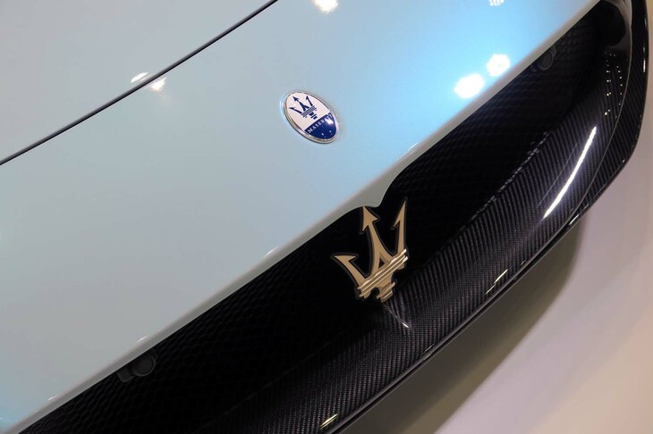 マセラティMC20チェロ