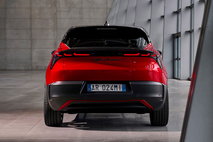 アルファ・ロメオ・ミラノ（リア）