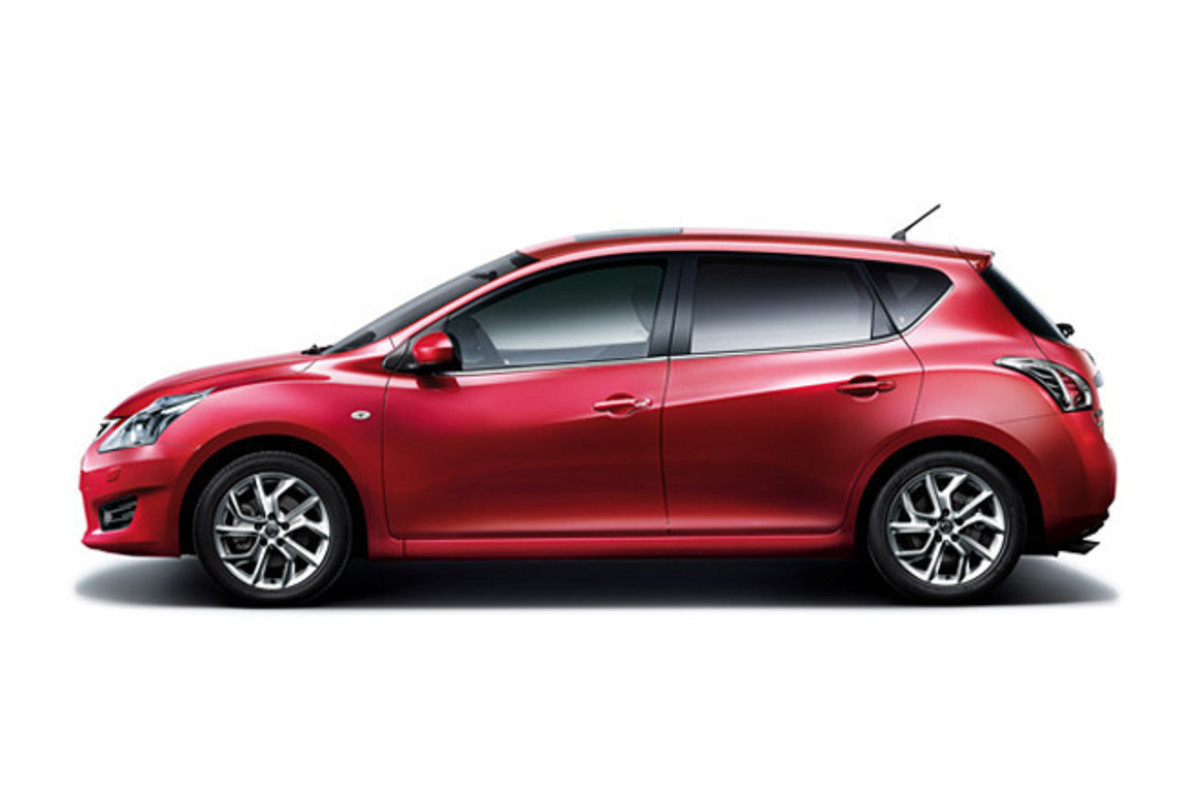 日産　ティーダ 新型「日産ティーダ」がワールドプレミア【上海ショー2011