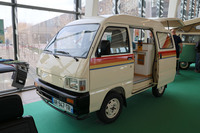 「ダイハツ・ハイゼット」がベースのピアッジョ社製「ポーター」。それをキャンパー仕様に仕立てたもの。