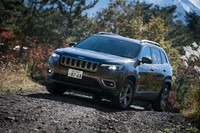 ジープ・チェロキー リミテッド