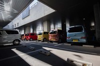 「スズキ・ワゴンR」は2017年2月にフルモデルチェンジを受けた。新型は1993年にデビューした初代から数えて6代目にあたる。