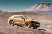 アウディQ8 50 TDIクワトロ