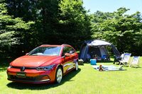 新型「ゴルフヴァリアント」の日本発売は2022年7月下旬のこと。「ゴルフ」導入から、およそひと月半後のことだった。（写真：田村 弥）