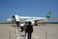 LCC御用達の「エアバスA320」。今年で運用30年目を迎える、なかなかのご長寿機だ。
    