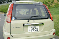 写真をクリックするとシートが倒れるさまが見られます。