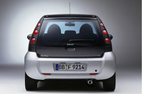 新型「スマート」は、ちょっと大きな4人乗りの画像